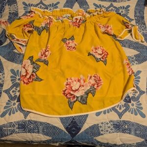 Iris Yellow Floral Top with Pink and Gray Accents
